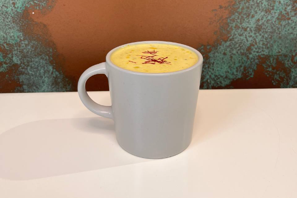 هات پسته زعفران