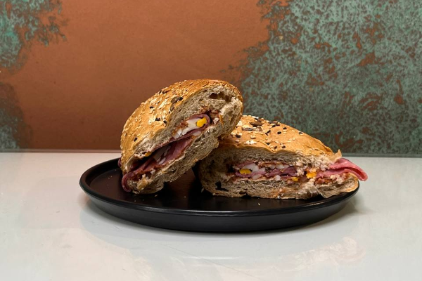 بیکن پومودورو